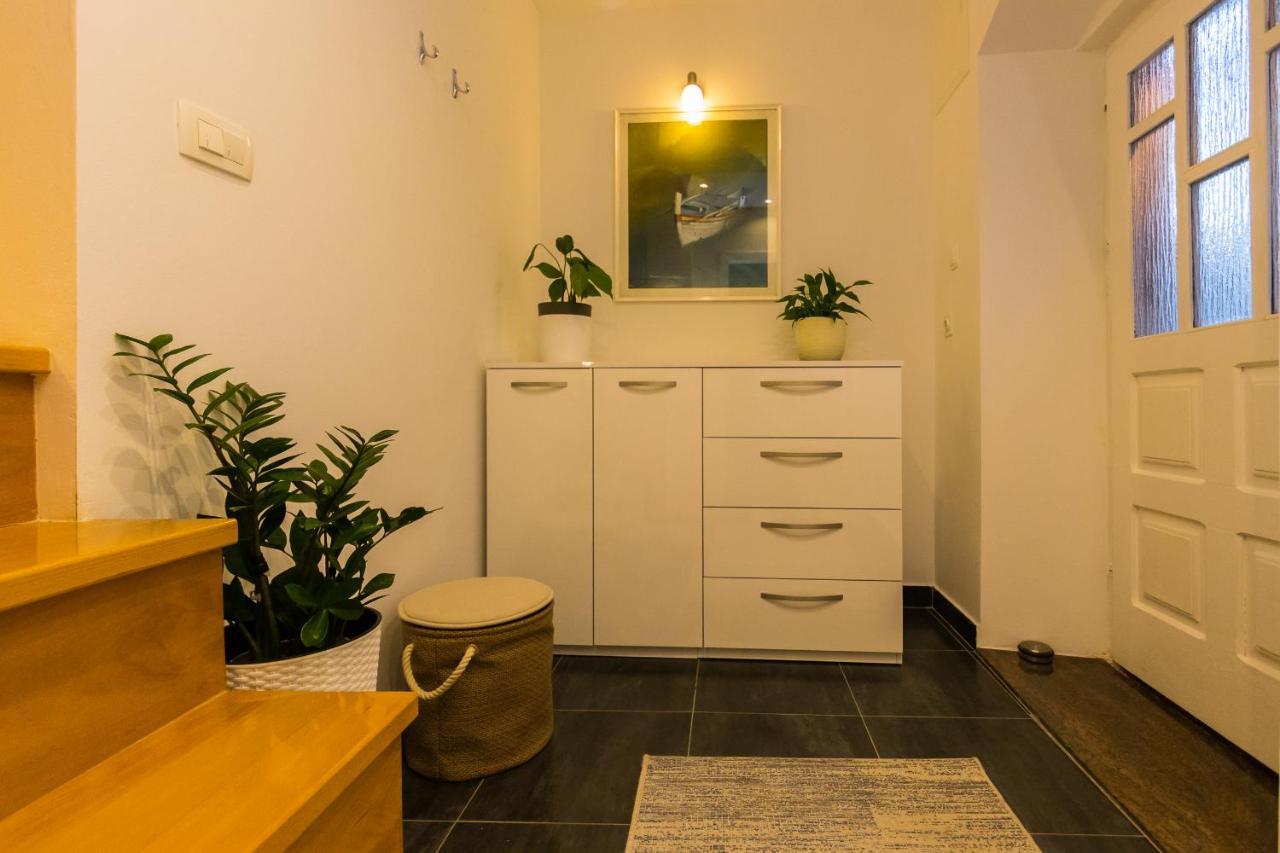 Apartment Vitturina Kaštela Exteriör bild